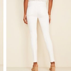 Abercrombie & Fitch Low Rose Skinny Jean, in white